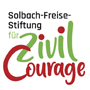 Titelbild des Folders zur 22. Preisverleihung: Logo, Abbildung des Schiffs ›Iuventa‹ der Organisation ›Jugend rettet‹, Motto der Stiftung ›Demokratie wagen – Zivilcourage zeigen‹ und fünf Icons, die Zivilcourage visualisieren: Hin schauen,  hin hören, sich verbal einmischen, Eingreifen, Hilfe